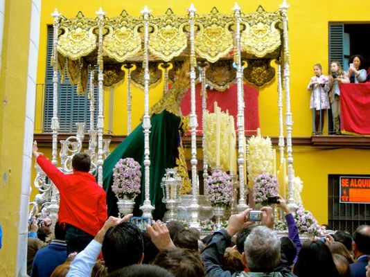 Karen McCann, Semana Santa (Holy Week), procession with Virgin, Seville, Spain