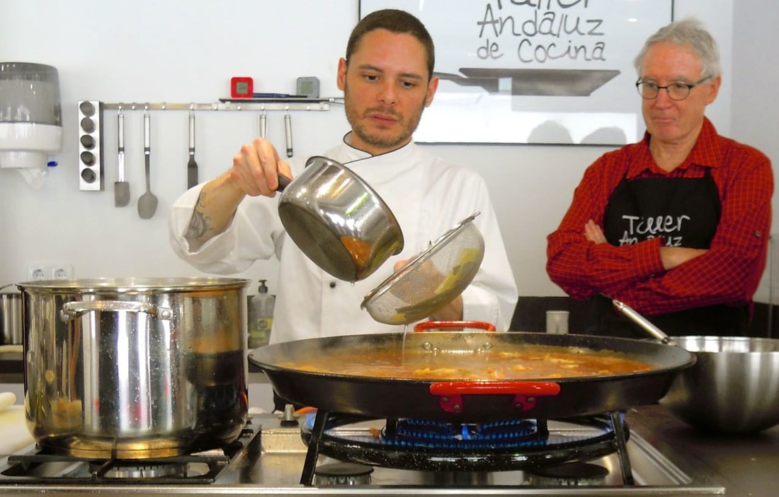 Paella Class, Seville, Spain / Karen McCann / EnjoyLivingAbroad.com